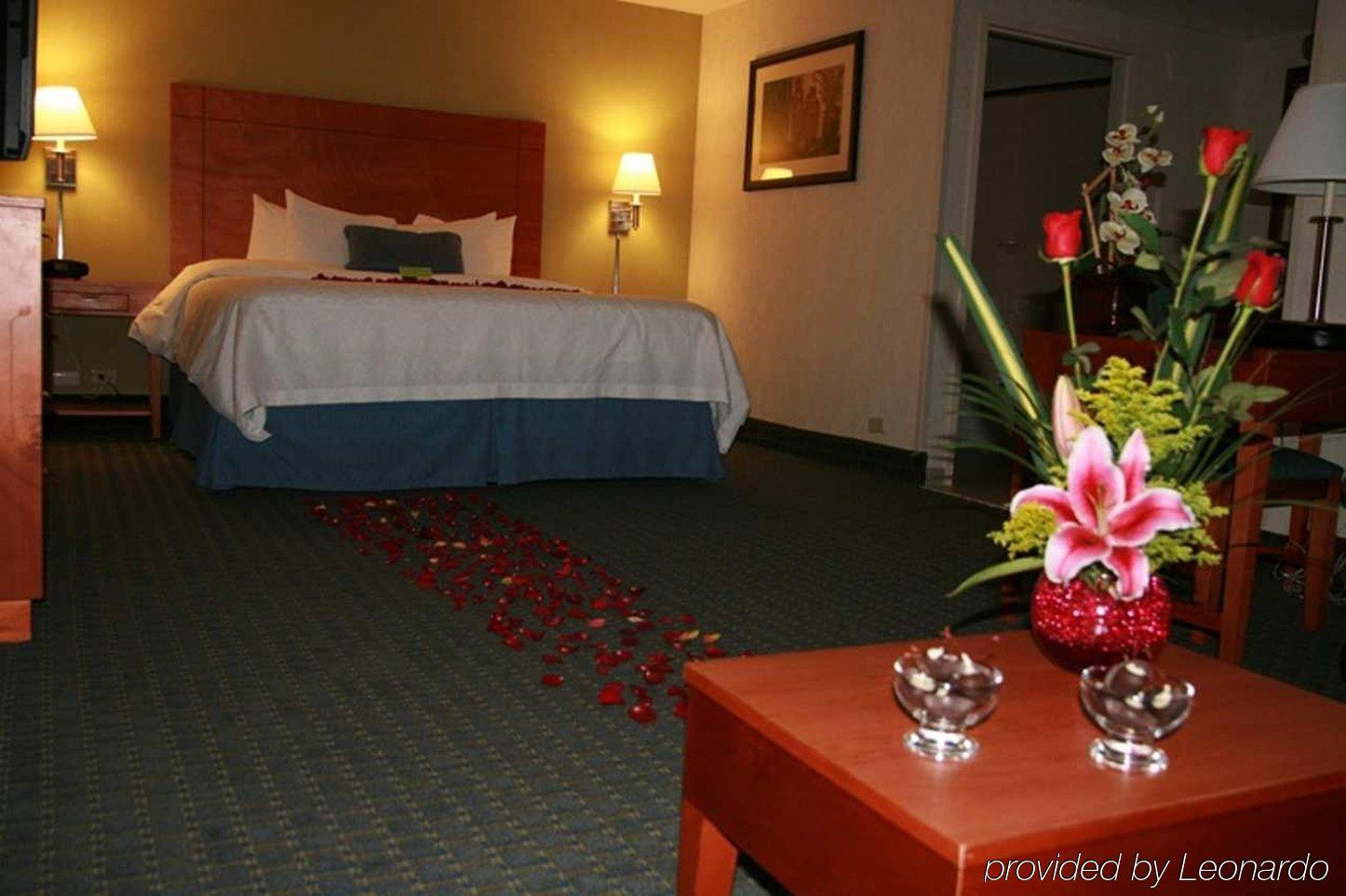 Hampton By Hilton Reynosa Zona Industrial Hotel Стая снимка