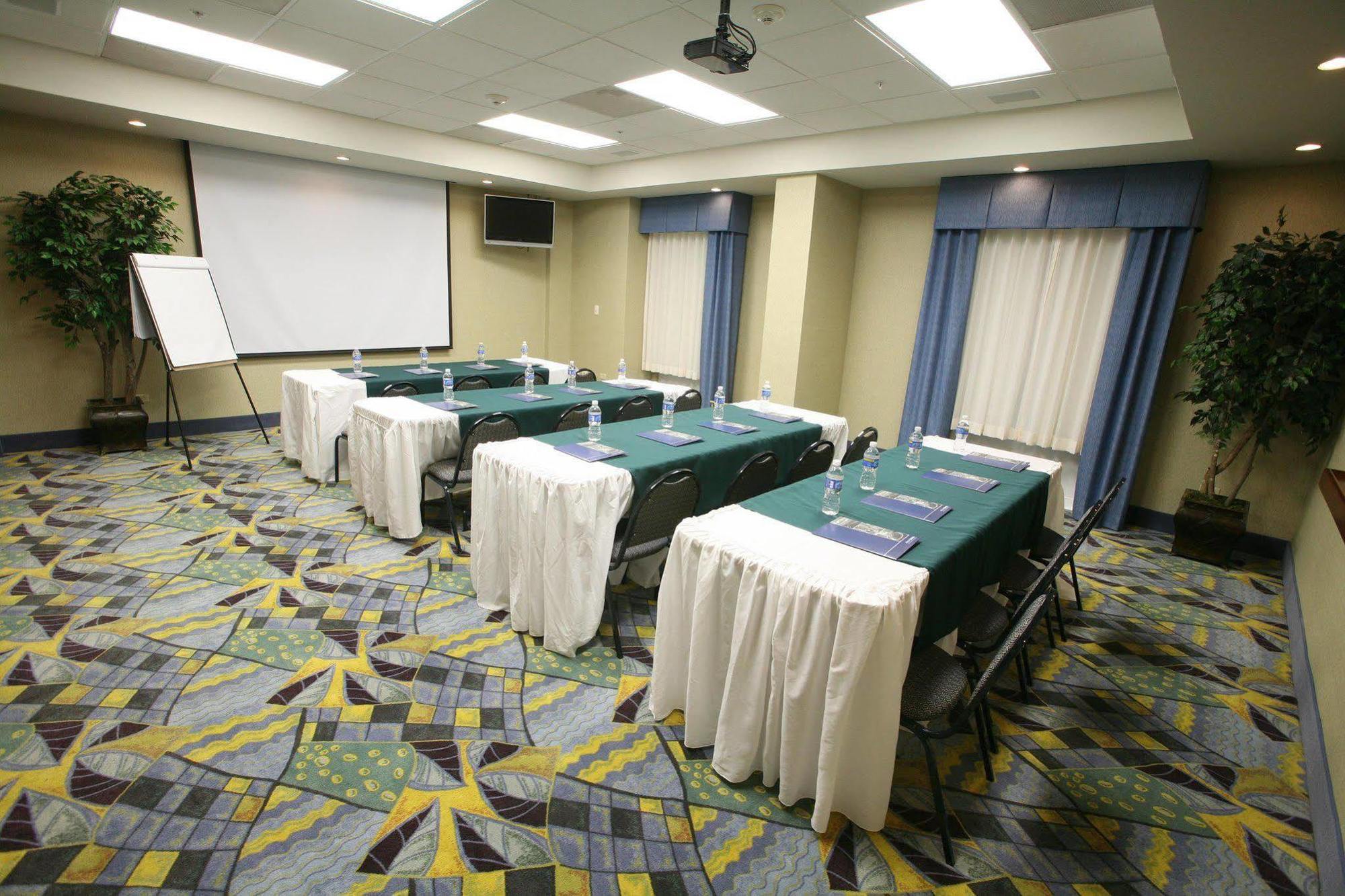 Hampton By Hilton Reynosa Zona Industrial Hotel Съоръжения снимка